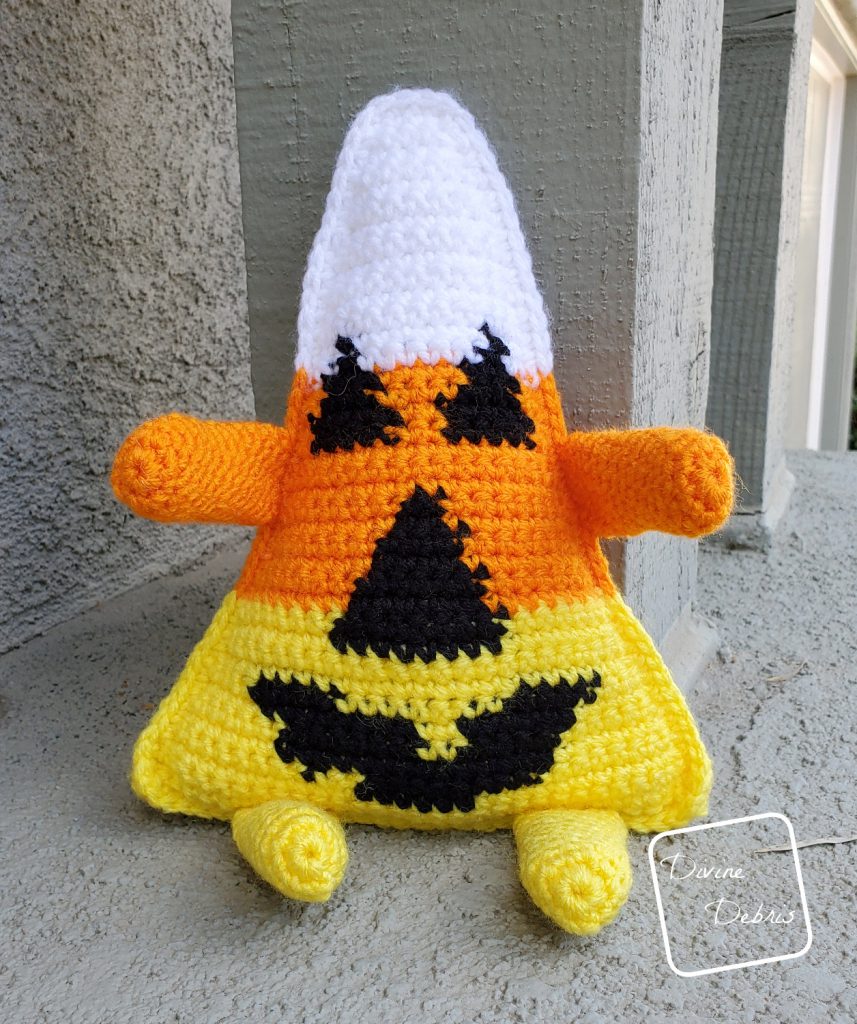 Candy Corn-o-Lantern free amigurumi pattern by DivineDebris.com