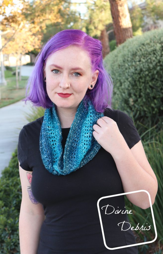 The Sherbet Cowl free crochet pattern by DivineDebris.com