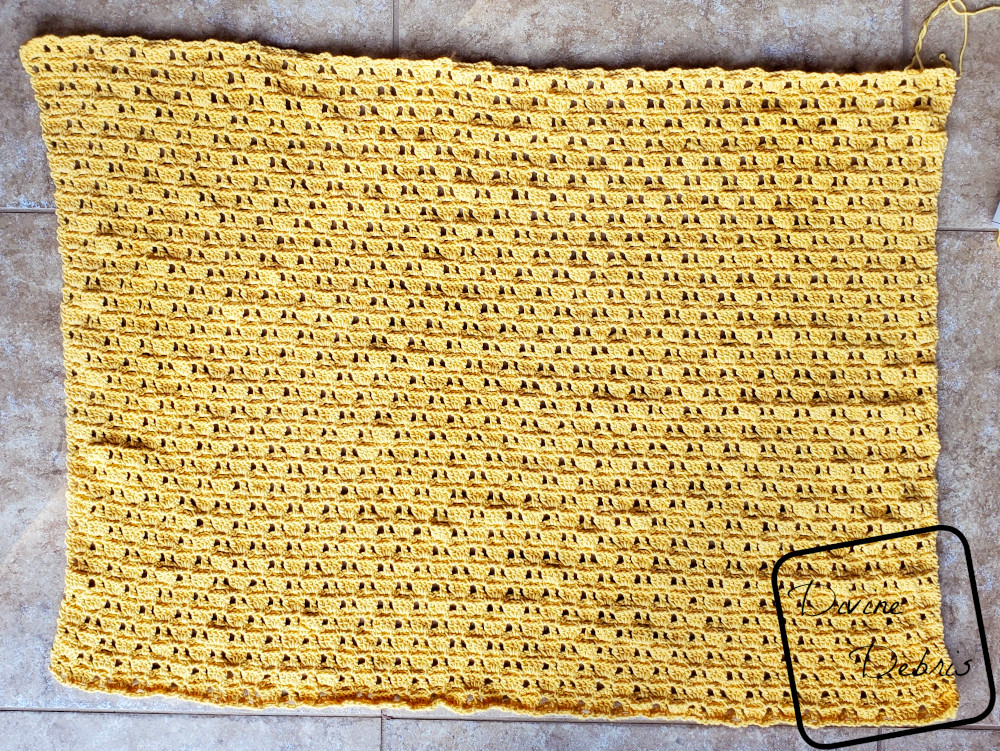 Learn to make the Erin Cocoon Shrug free crochet pattern by DivineDebris.com