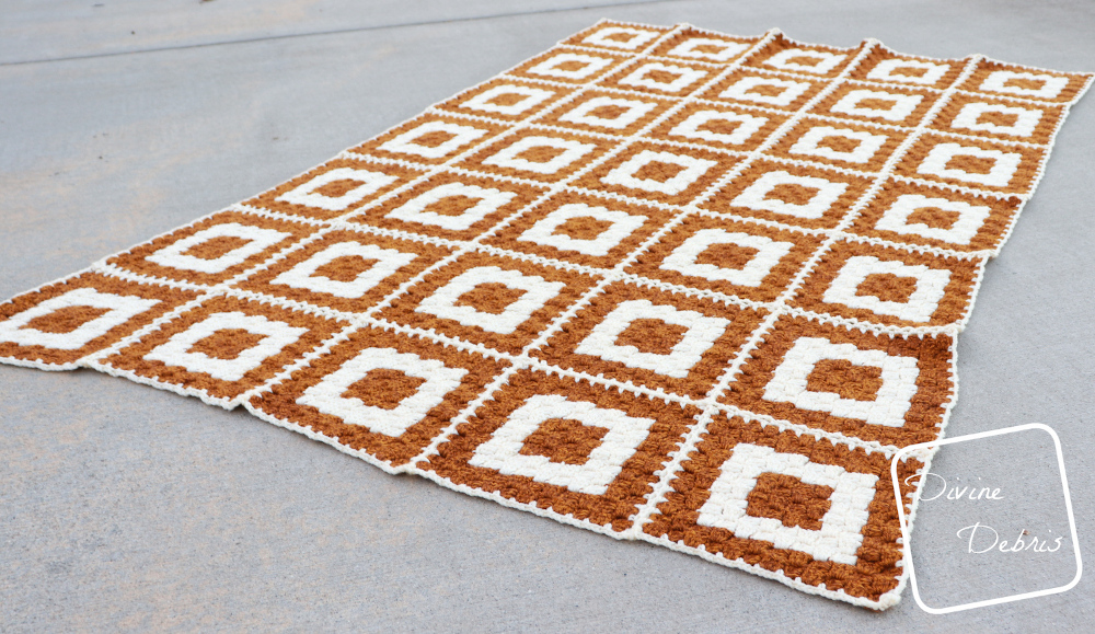 Concentric Squares Throw free C2C crochet pattern by DivineDebris.com 
