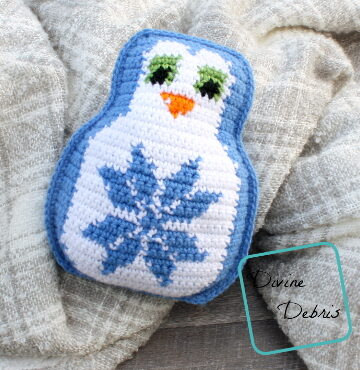 Snowflake Penguin Ami crochet pattern by DivineDebris.com