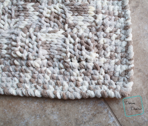 The Ellie Baby Blanket free crochet pattern by DivineDebris.com