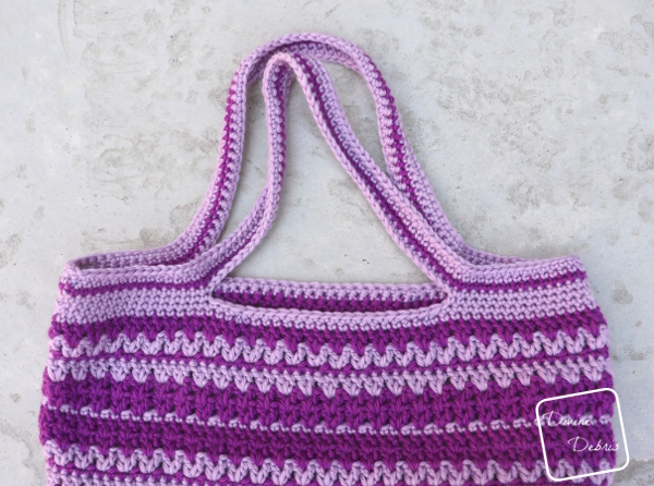 Learn to make a fun v-stitch based market tote bag for free on DivineDebris.com