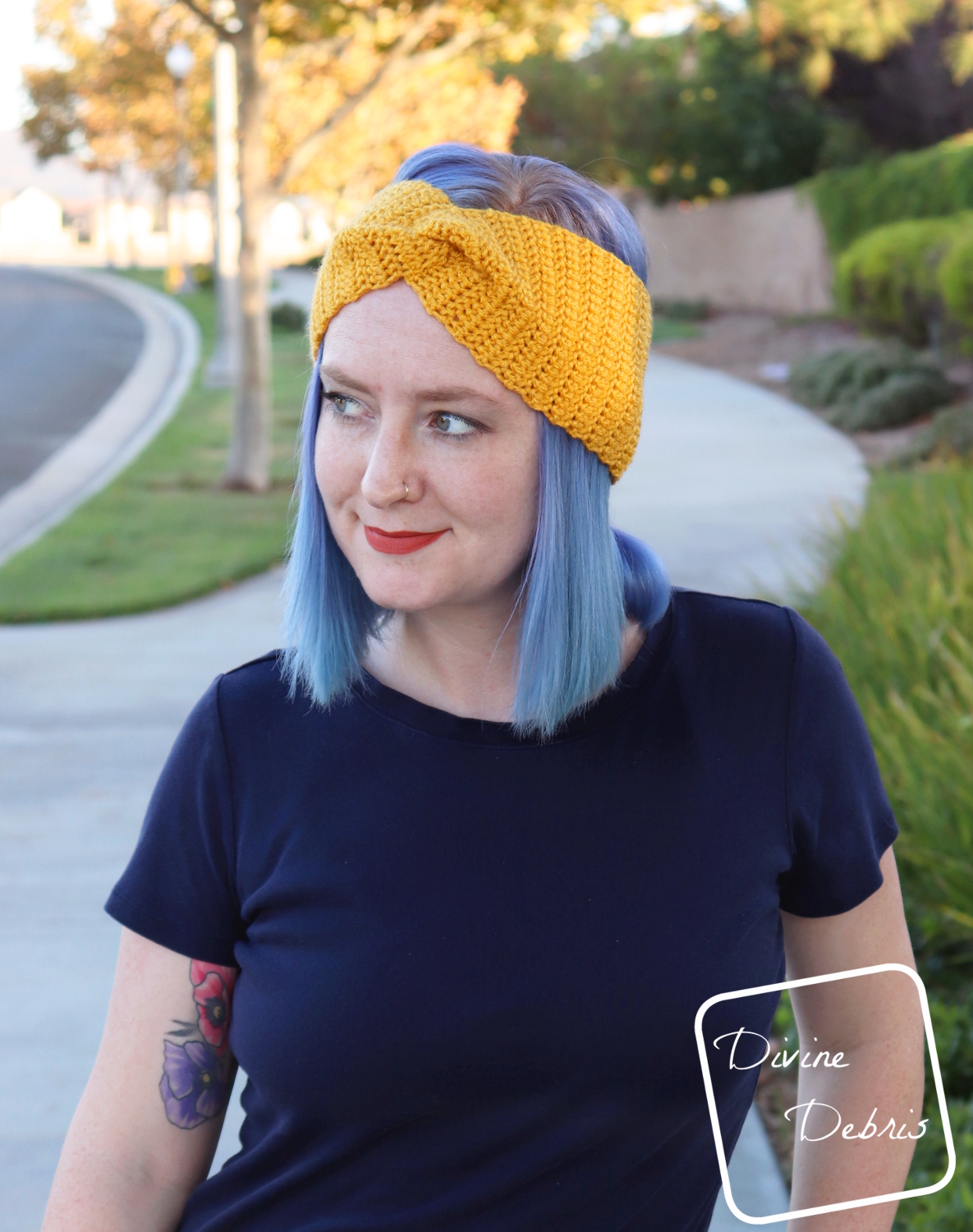 Simple Twist Headband free crochet pattern by