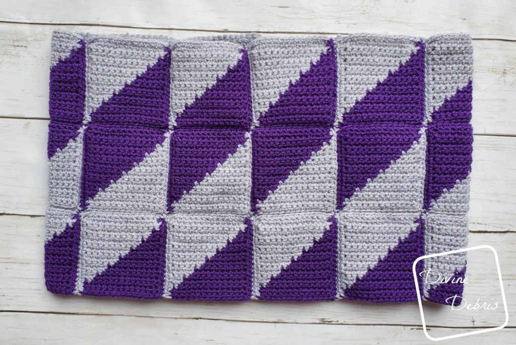 Divine Diamonds Bag free crochet pattern by DivineDebris.com