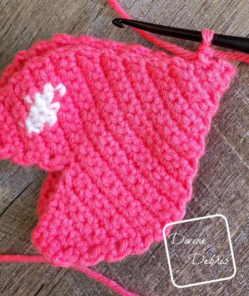 Learn to make the Sweetheart Amigurumi or Earrings from a free crochet pattern on DivineDebris.com