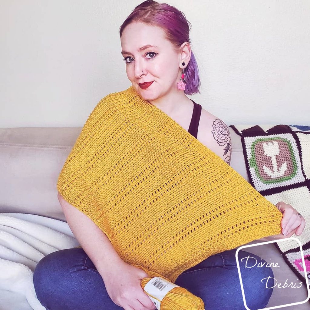 Whitney Poncho free crochet pattern by DivineDebris.com